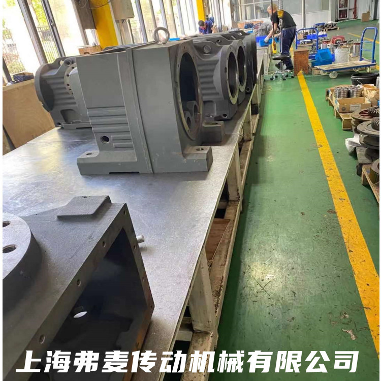FA67-Y4KW-22.5-M1齒輪減速機(jī) R07DT56L4傘齒減速機(jī)