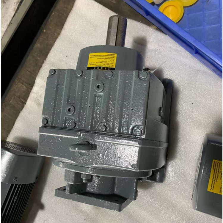 WPO200直角減速機(jī) B2HM19變速減速機(jī)