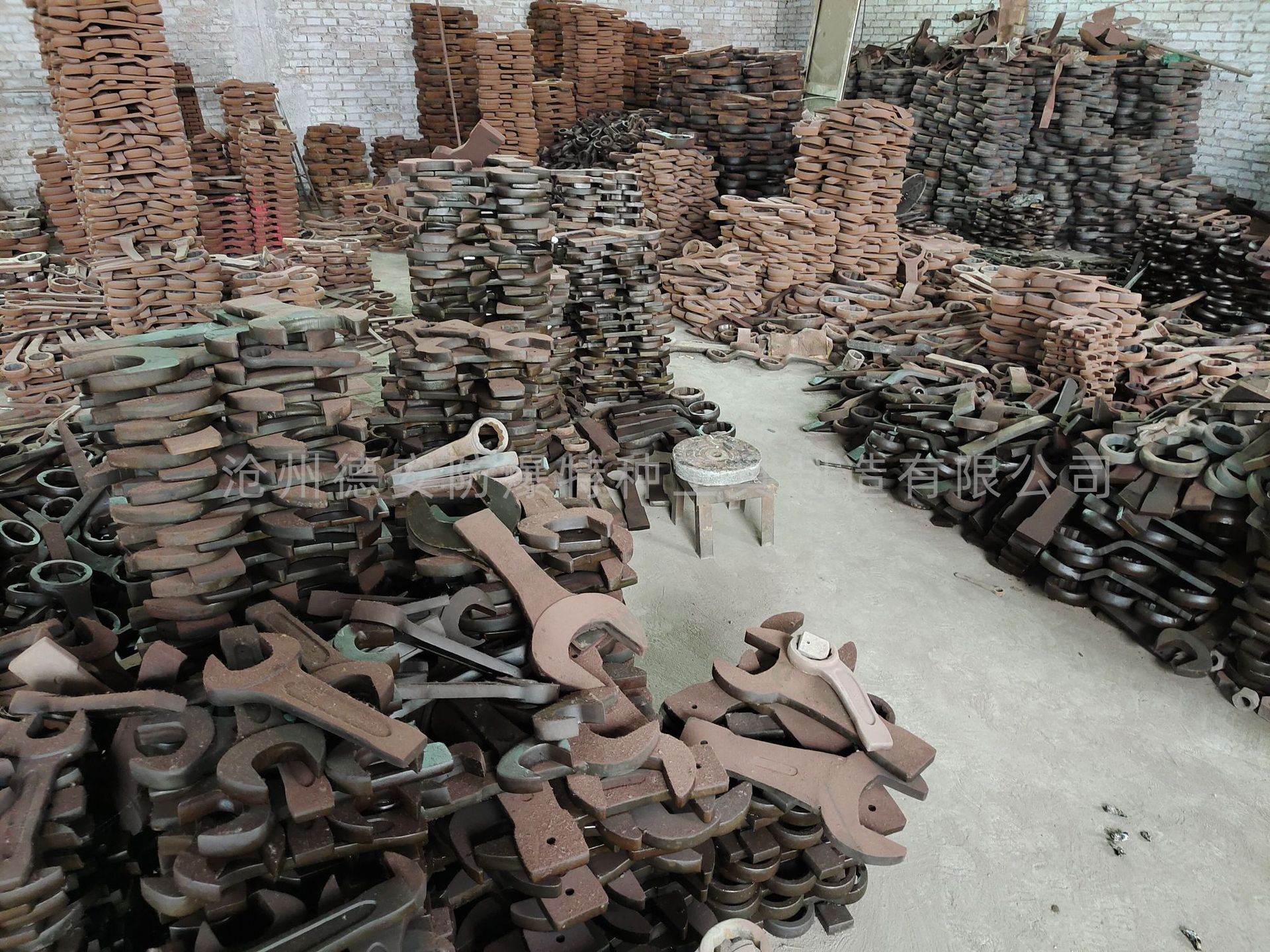 鋼制工具倉(cāng)庫(kù)4