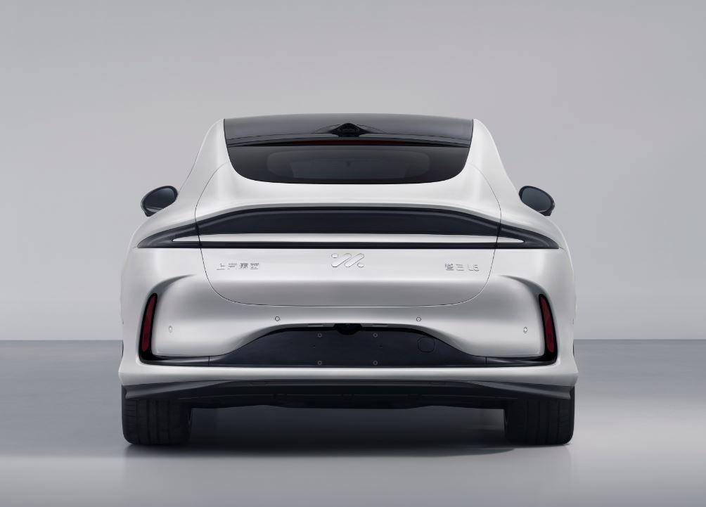 智己第二款轎車 L6 工信部證件照亮相：二季度發(fā)布，號稱零百 2 秒級 / 續(xù)航破千